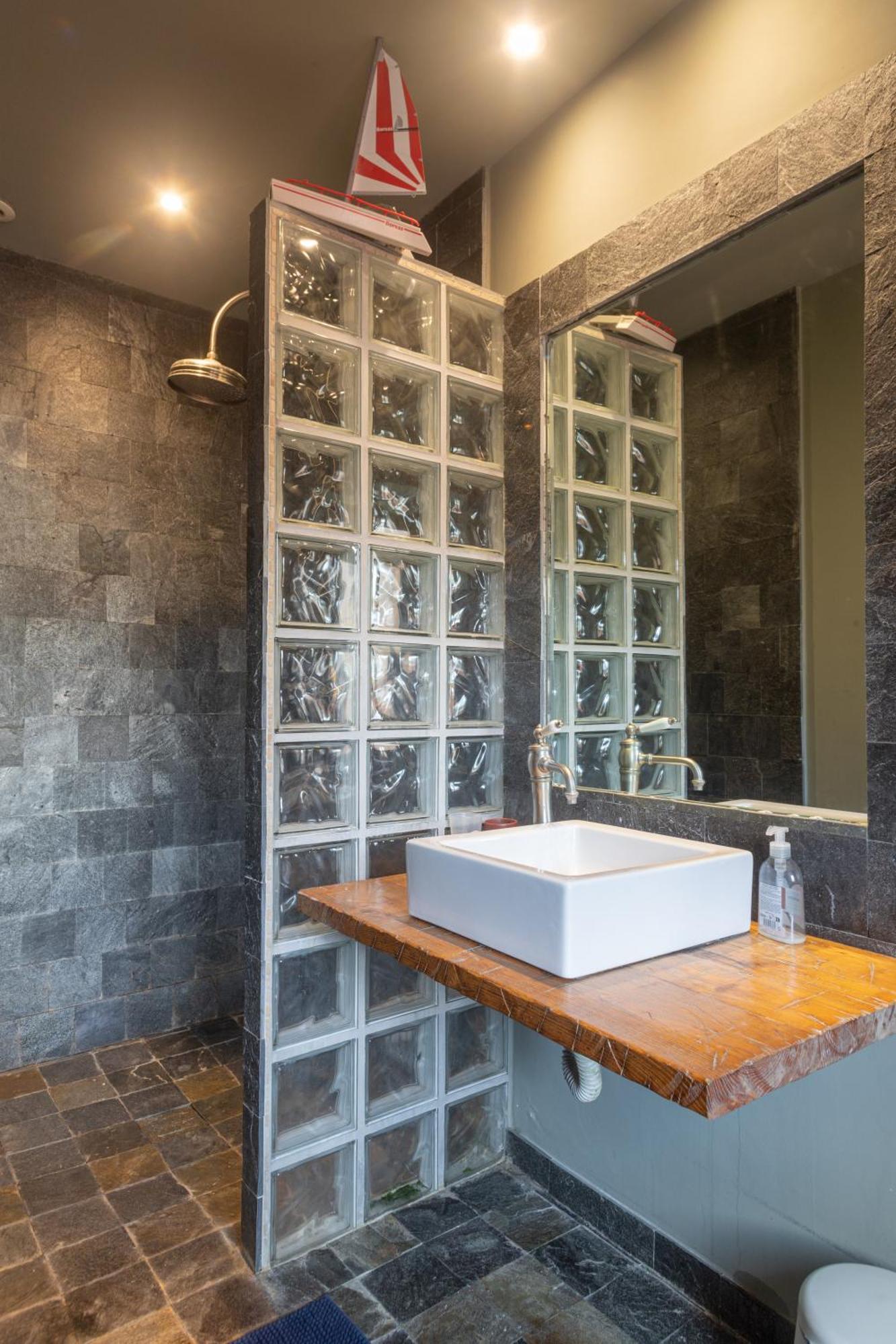 Casa Mantinum Au Coeur De La Citadelle Apartment Bastia  Ngoại thất bức ảnh